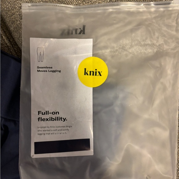 Knix Seamless Moves Legging - Picture 2 of 3